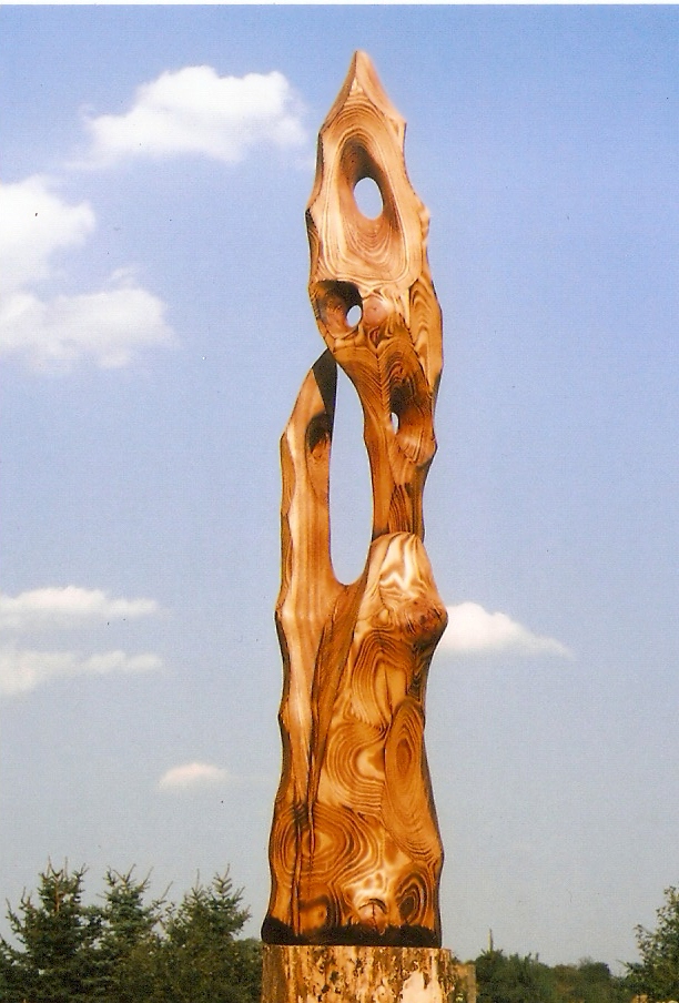 2. skulptůra v.120 cm